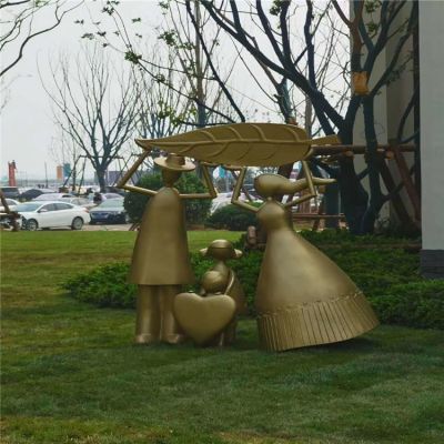 玻璃鋼噴漆仿銅親情一家人公園景觀(guān)小品