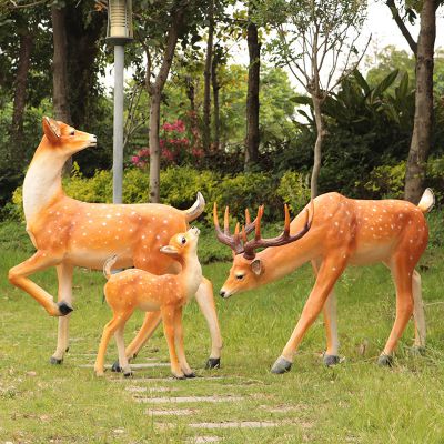 公園不銹鋼創(chuàng  )意玻璃鋼梅花鹿雕塑