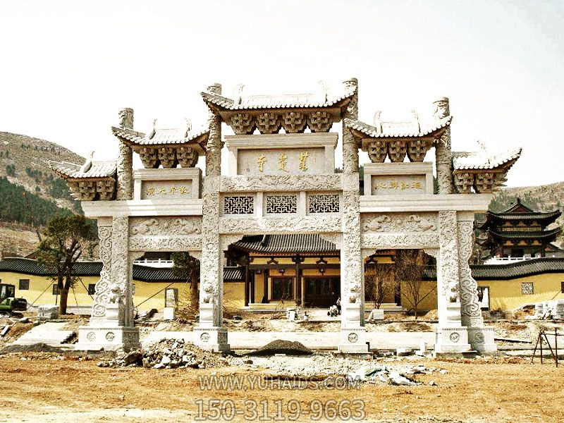 景區寺院門(mén)前仿古建筑斗拱門(mén)樓大理石牌坊雕塑