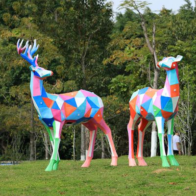 玻璃鋼幾何彩繪公園戶(hù)外景觀(guān)裝飾品梅花鹿雕塑