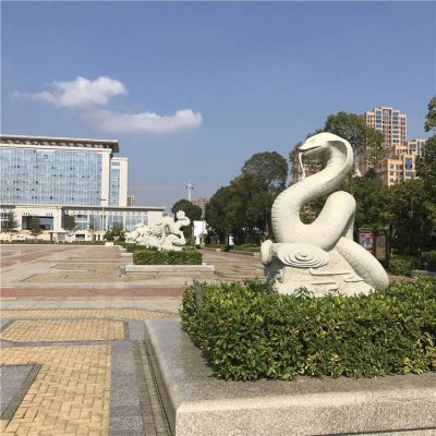 公園戶(hù)外廣場(chǎng)擺放大理石雕刻生肖蛇動(dòng)物雕塑