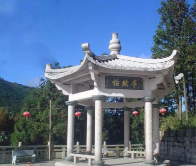 農場(chǎng)景觀(guān)戶(hù)外擺放漢白玉仿古建筑怡然亭