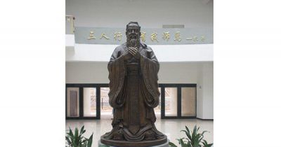 孔子學(xué)校室內擺放古代名師玻璃鋼仿銅雕