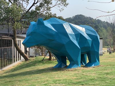 公園草坪創(chuàng  )意抽象藍色幾何熊雕塑